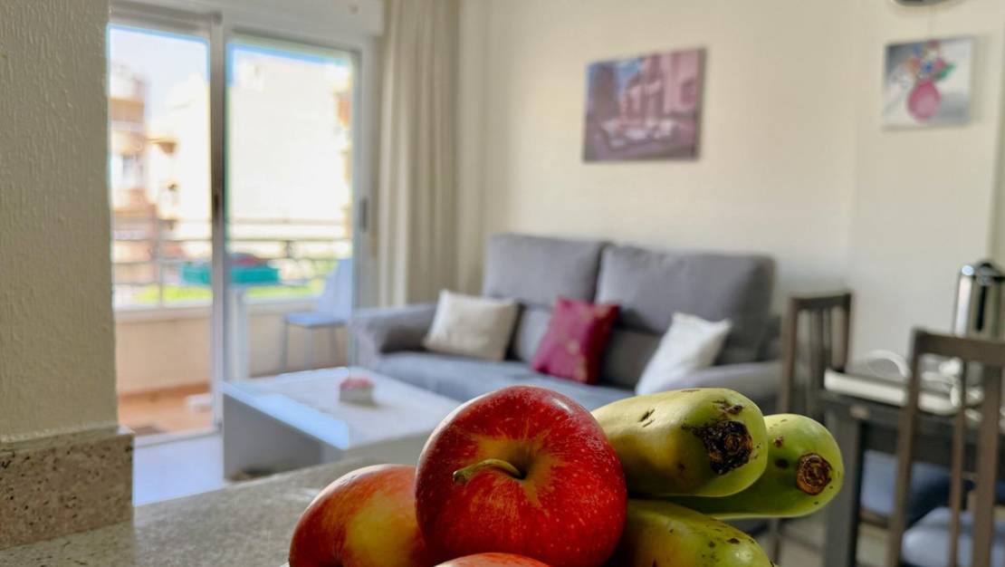 Sale - Apartment - Torrevieja - Torrevieja Centro