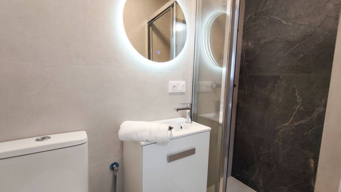 Sale - Apartment - Torrevieja - Torrevieja Centro