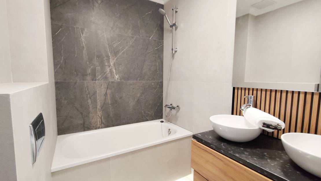 Sale - Apartment - Torrevieja - Torrevieja Centro