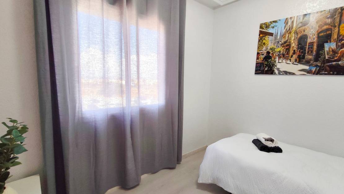 Sale - Apartment - Torrevieja - Torrevieja Centro
