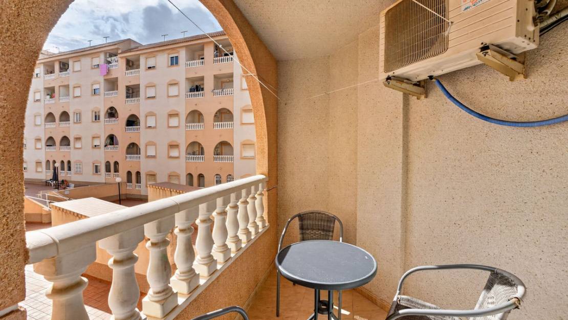 Sale - Apartment - Torrevieja - Torrevieja Centro