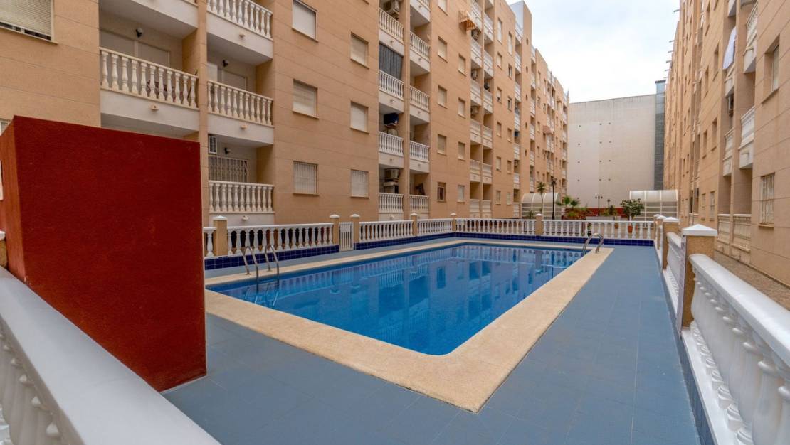 Sale - Apartment - Torrevieja - Torrevieja Centro