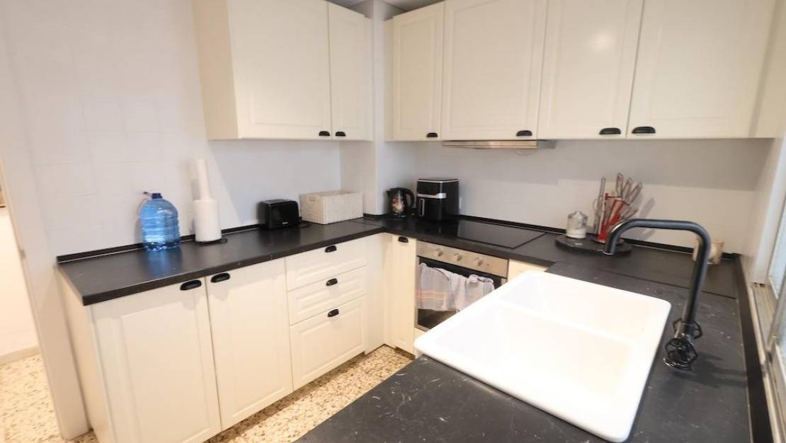 Sale - Apartment - Torrevieja - Torrevieja Centro