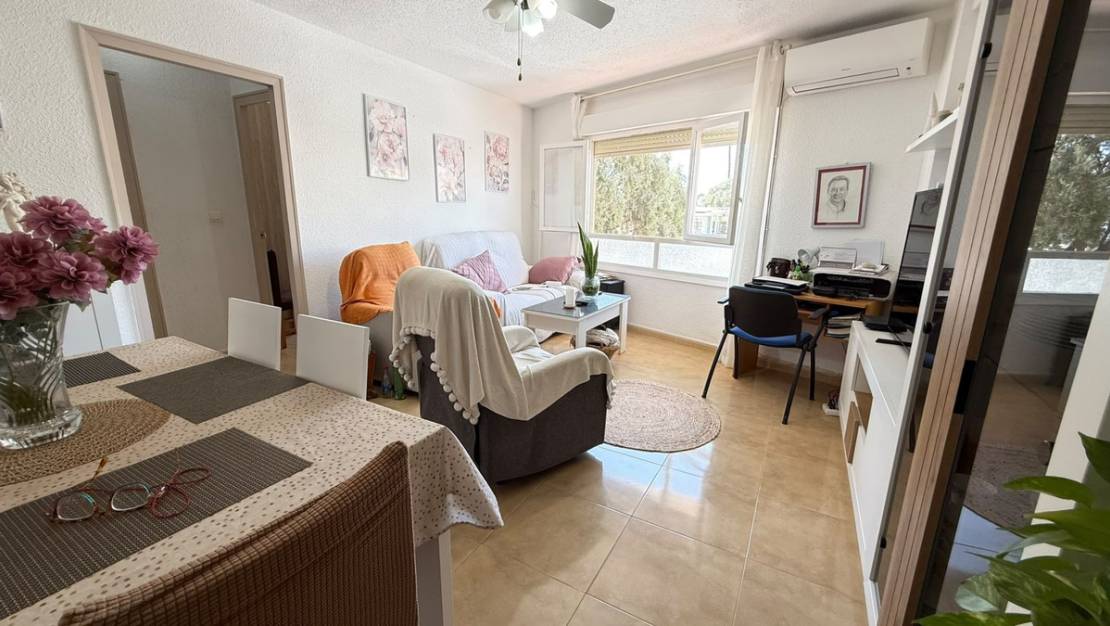Sale - Apartment - Torrevieja - Torrevieja Centro