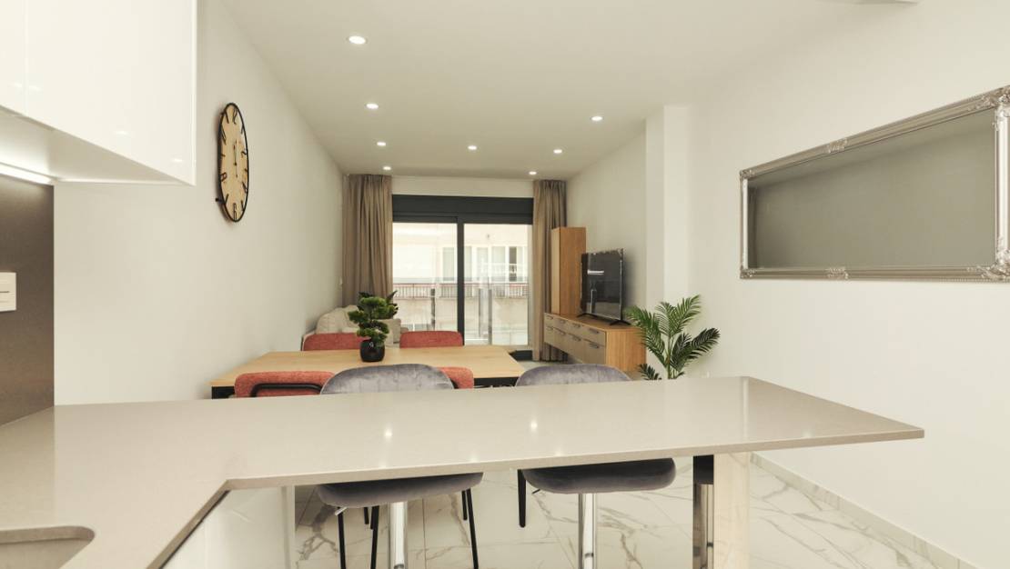 Sale - Apartment - Torrevieja - Torrevieja Centro
