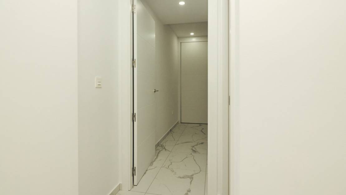 Sale - Apartment - Torrevieja - Torrevieja Centro