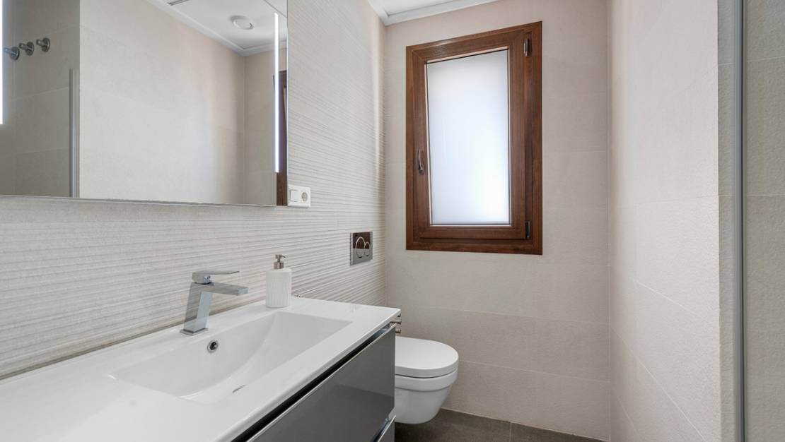 Sale - Apartment - Torrevieja - Torrevieja Centro