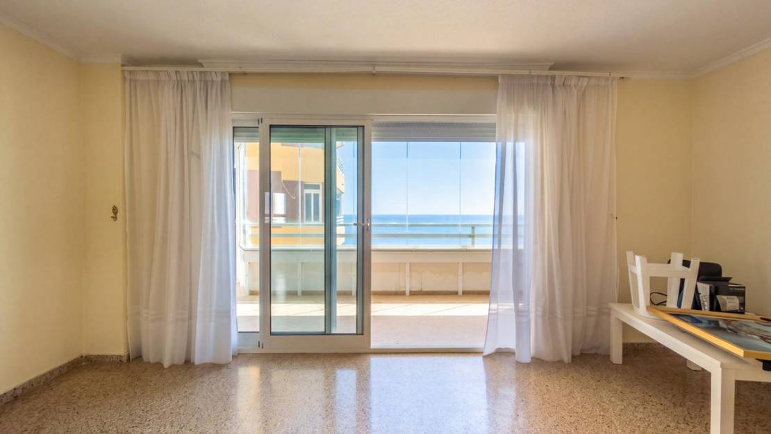 Sale - Apartment - Torrevieja - Torrevieja Centro