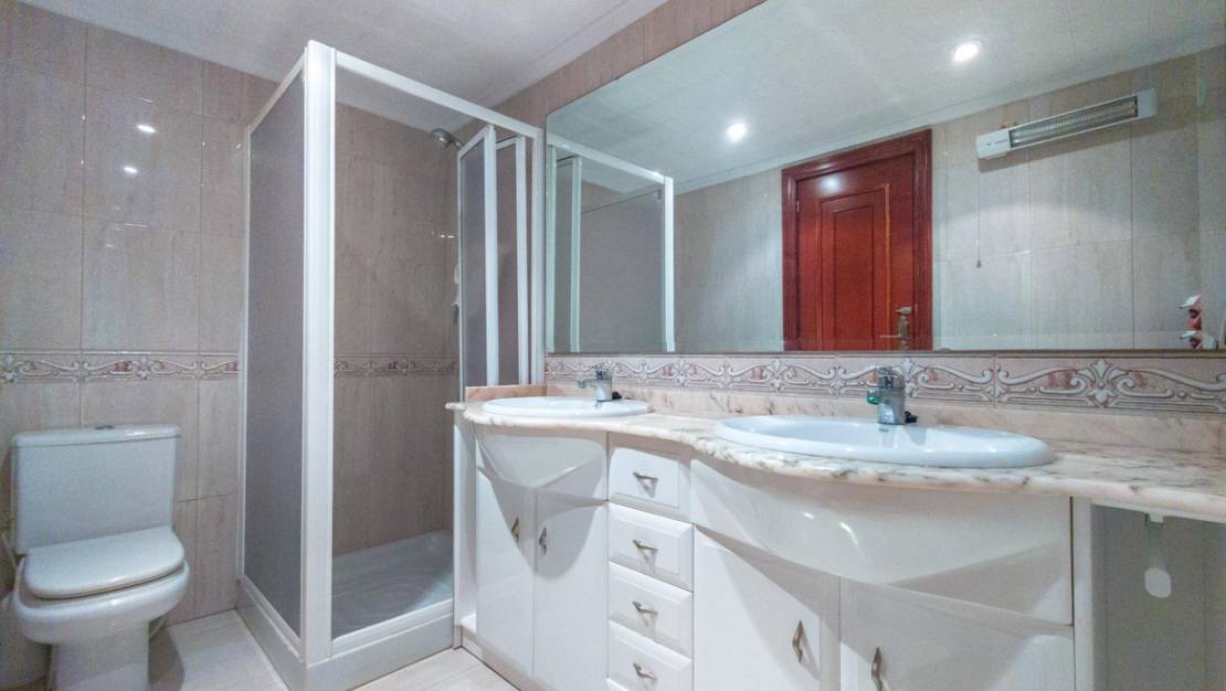 Sale - Apartment - Torrevieja - Torrevieja Centro