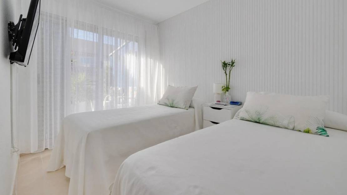 Sale - Apartment - Torrevieja - Torrevieja Centro