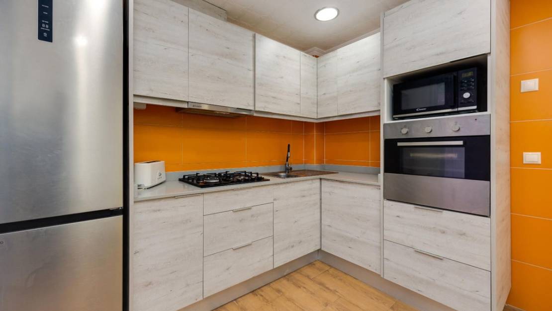 Sale - Apartment - Torrevieja - Torrevieja Centro