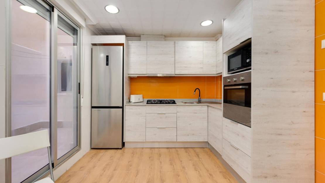 Sale - Apartment - Torrevieja - Torrevieja Centro
