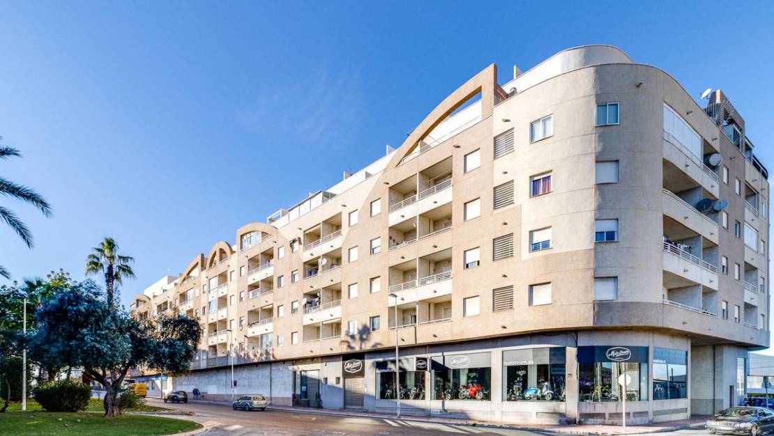 Sale - Apartment - Torrevieja - Torrevieja Centro