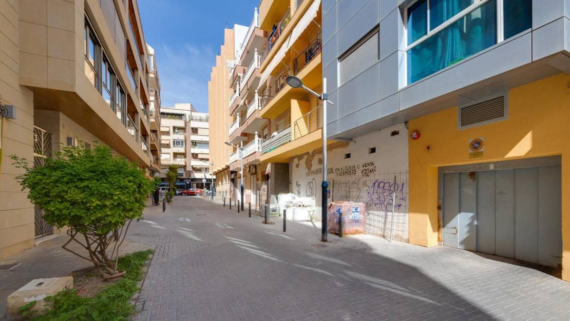 Sale - Apartment - Torrevieja - Torrevieja Centro