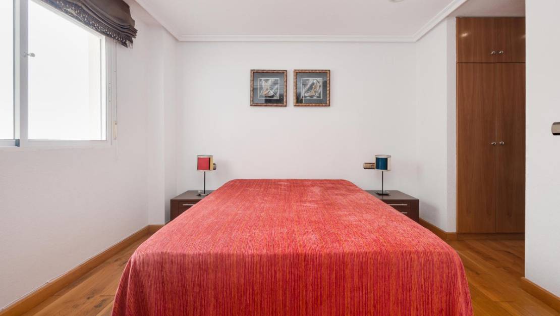 Sale - Apartment - Torrevieja - Torrevieja Centro