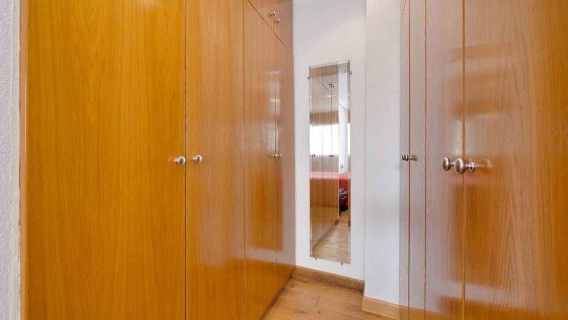 Sale - Apartment - Torrevieja - Torrevieja Centro