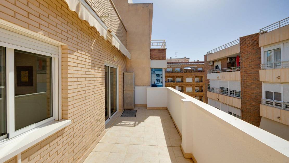 Sale - Apartment - Torrevieja - Torrevieja Centro