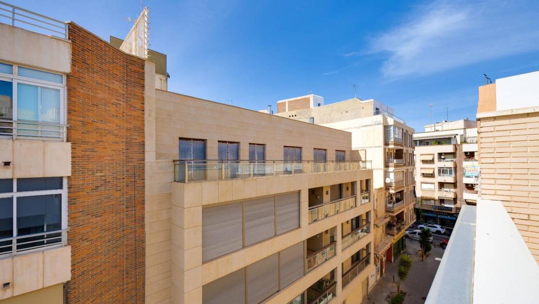 Sale - Apartment - Torrevieja - Torrevieja Centro