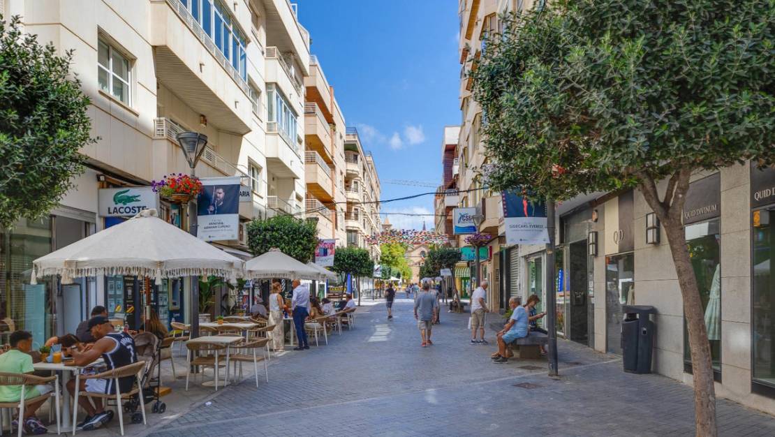 Sale - Apartment - Torrevieja - Torrevieja Centro