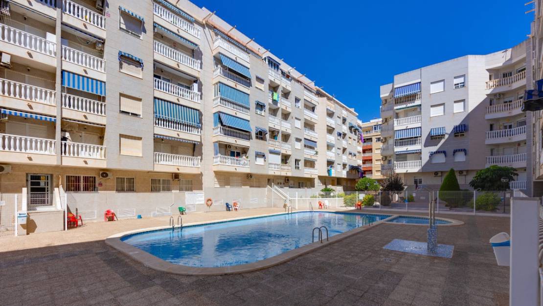 Sale - Apartment - Torrevieja - Torrevieja Centro
