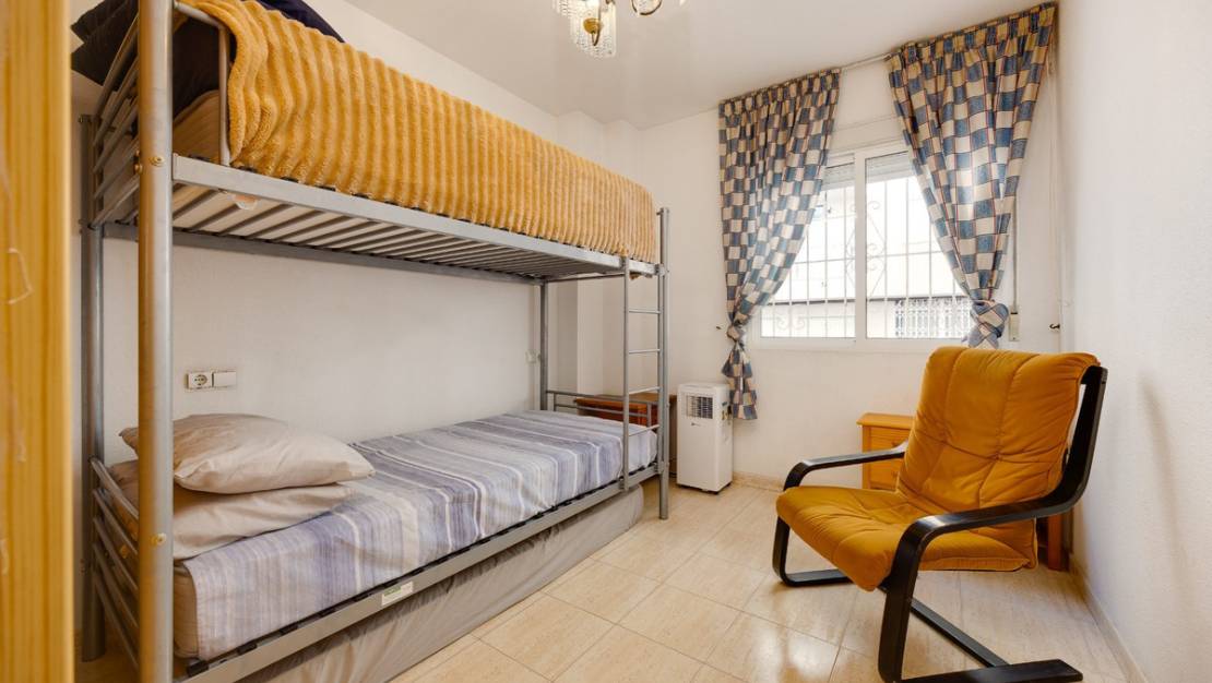 Sale - Apartment - Torrevieja - Torrevieja Centro