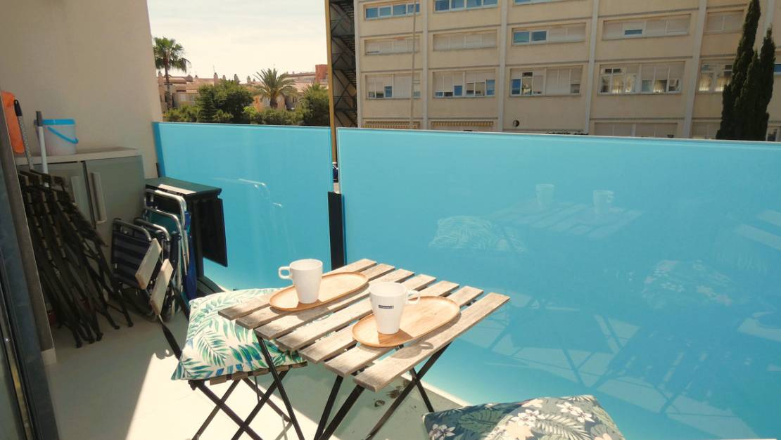 Sale - Apartment - Torrevieja - Torrevieja Centro