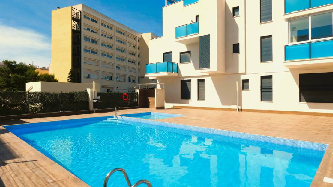 Sale - Apartment - Torrevieja - Torrevieja Centro
