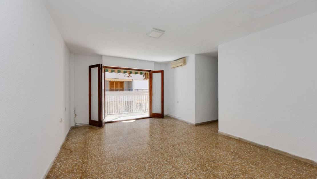Sale - Apartment - Torrevieja - Torrevieja Centro