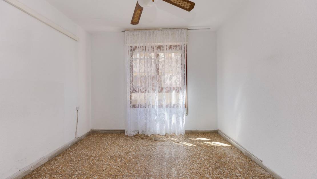 Sale - Apartment - Torrevieja - Torrevieja Centro