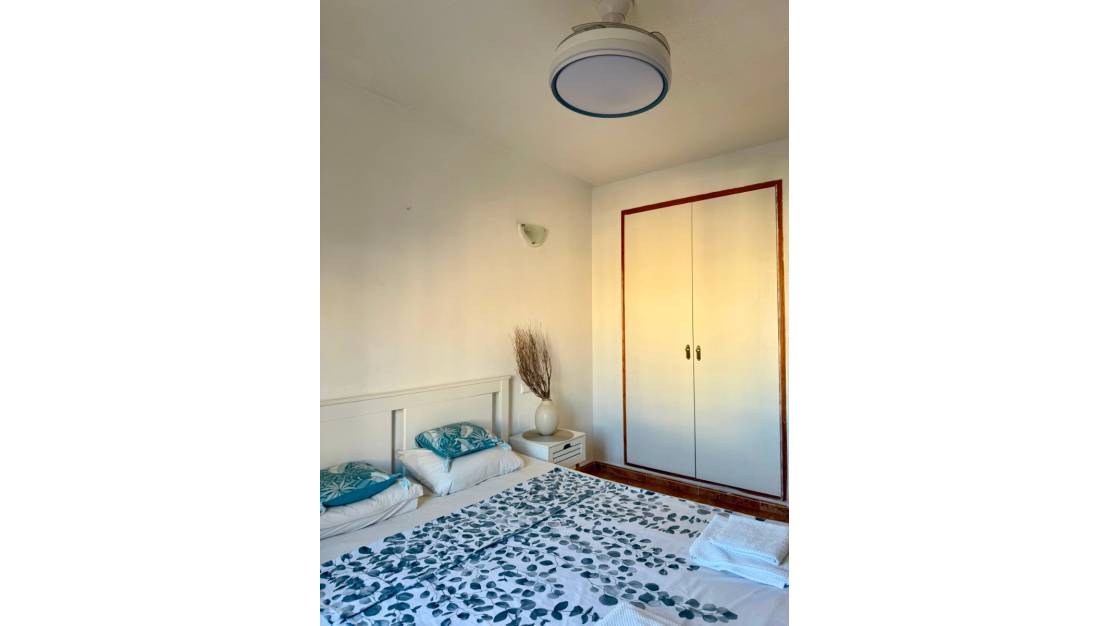 Sale - Apartment - Torrevieja - Torrevieja Centro