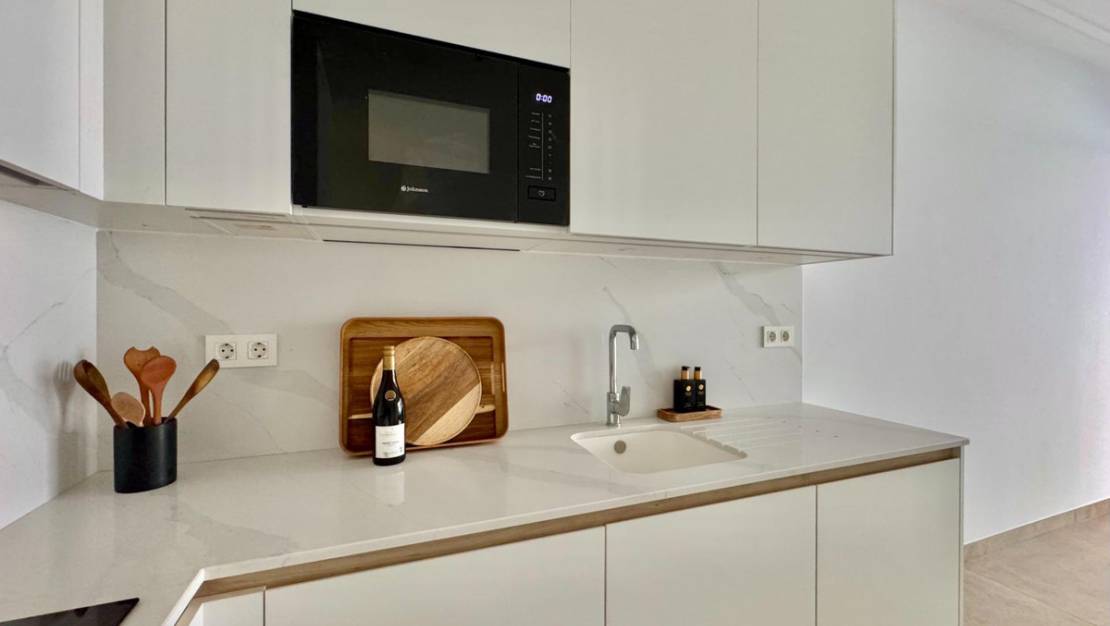 Sale - Apartment - Torrevieja - Torrevieja Centro
