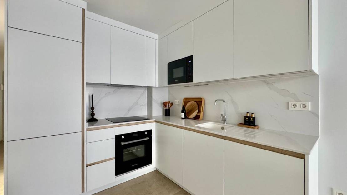 Sale - Apartment - Torrevieja - Torrevieja Centro