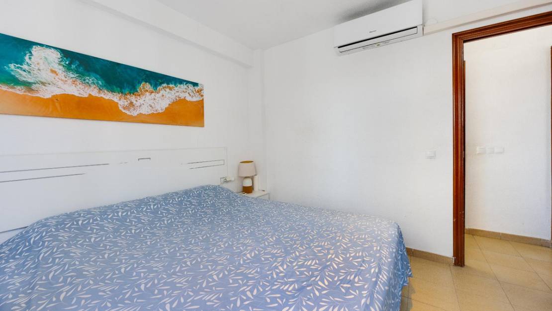 Sale - Apartment - Torrevieja - Torrevieja Centro