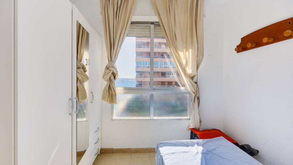 Sale - Apartment - Torrevieja - Torrevieja Centro