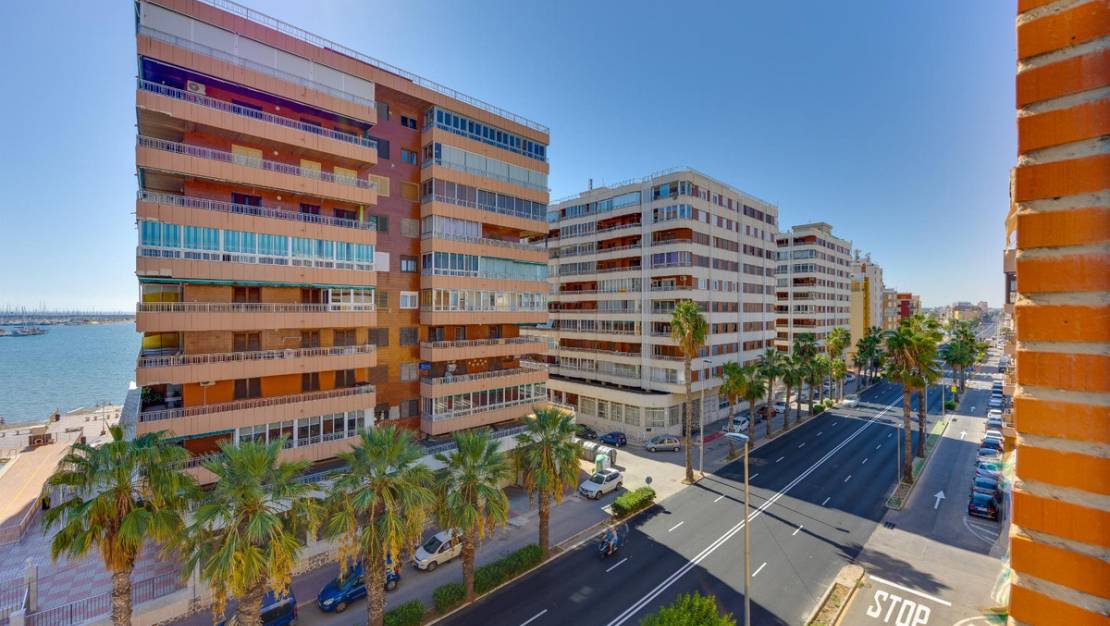 Sale - Apartment - Torrevieja - Torrevieja Centro