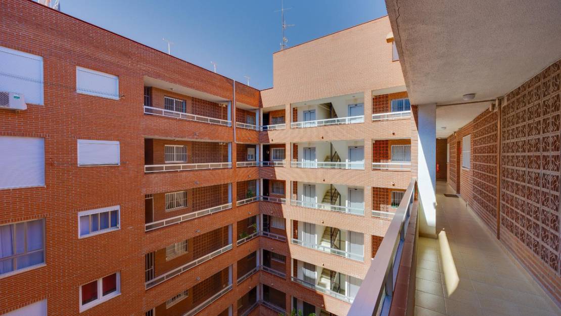 Sale - Apartment - Torrevieja - Torrevieja Centro