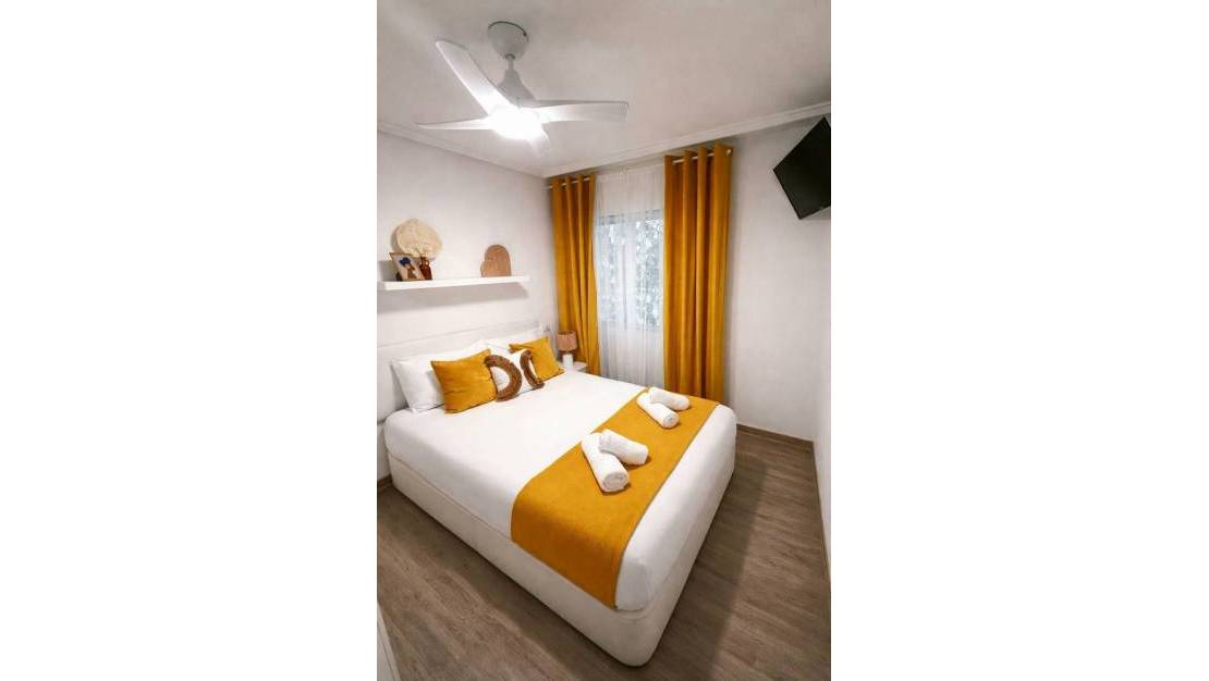 Sale - Apartment - Torrevieja - Torrevieja Centro