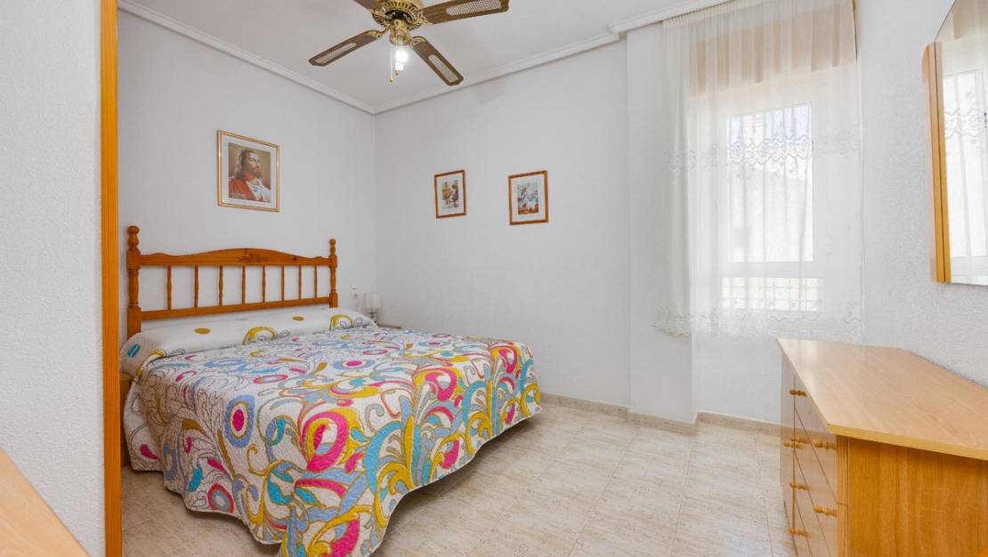 Sale - Apartment - Torrevieja - Torrevieja Centro