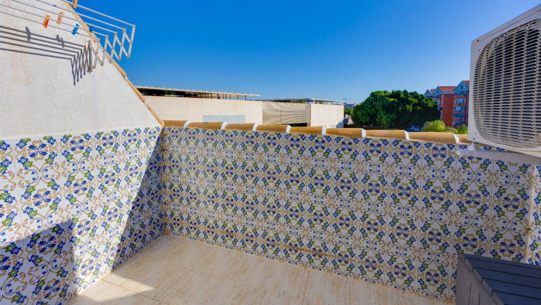 Sale - Apartment - Torrevieja - Torrevieja Centro
