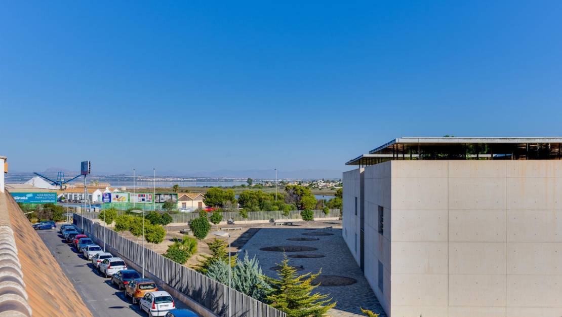 Sale - Apartment - Torrevieja - Torrevieja Centro