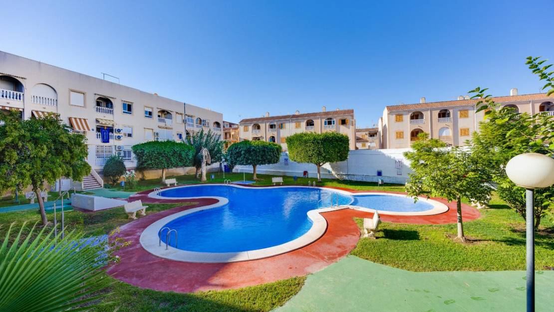 Sale - Apartment - Torrevieja - Torrevieja Centro