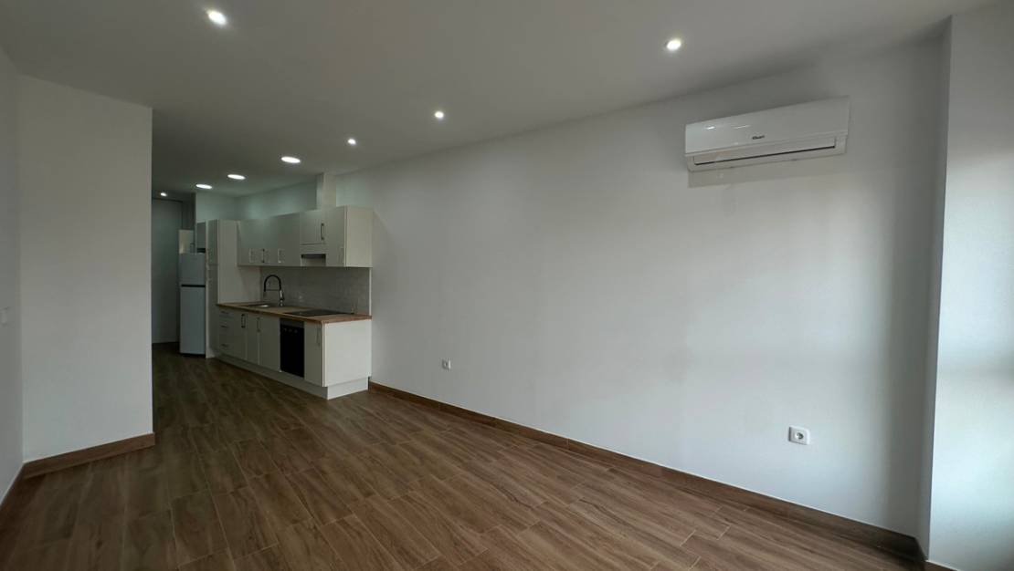 Sale - Apartment - Torrevieja - Torrevieja Centro