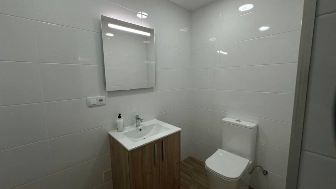 Sale - Apartment - Torrevieja - Torrevieja Centro