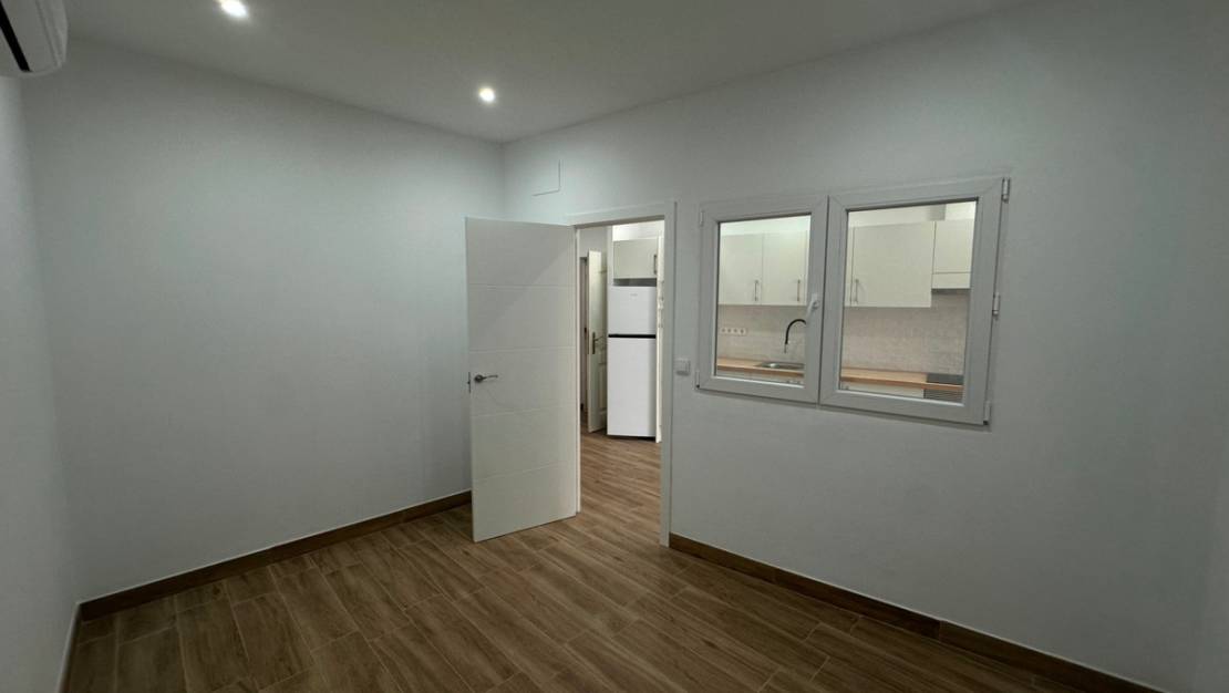 Sale - Apartment - Torrevieja - Torrevieja Centro
