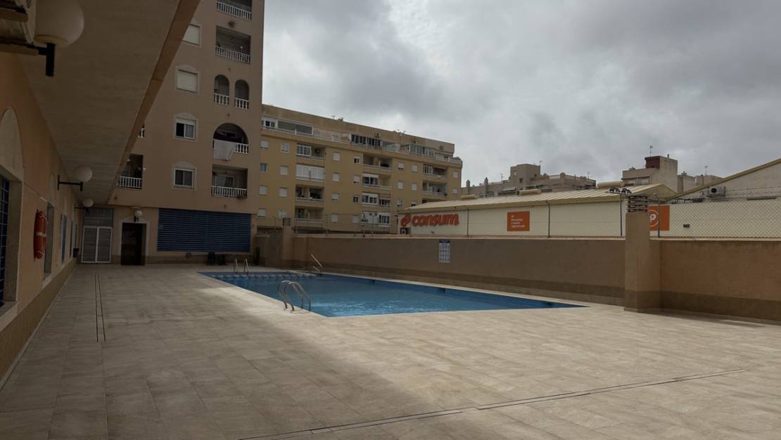 Sale - Apartment - Torrevieja - Torrevieja Centro