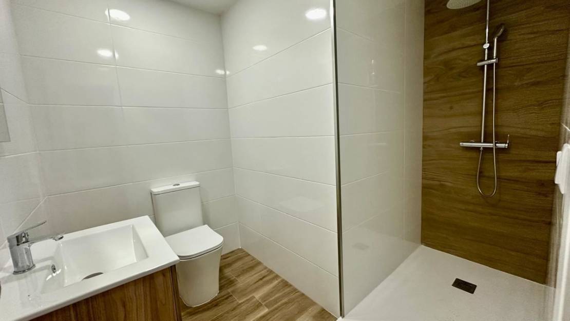 Sale - Apartment - Torrevieja - Torrevieja Centro