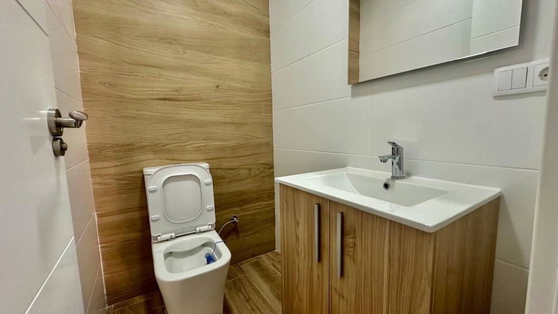 Sale - Apartment - Torrevieja - Torrevieja Centro
