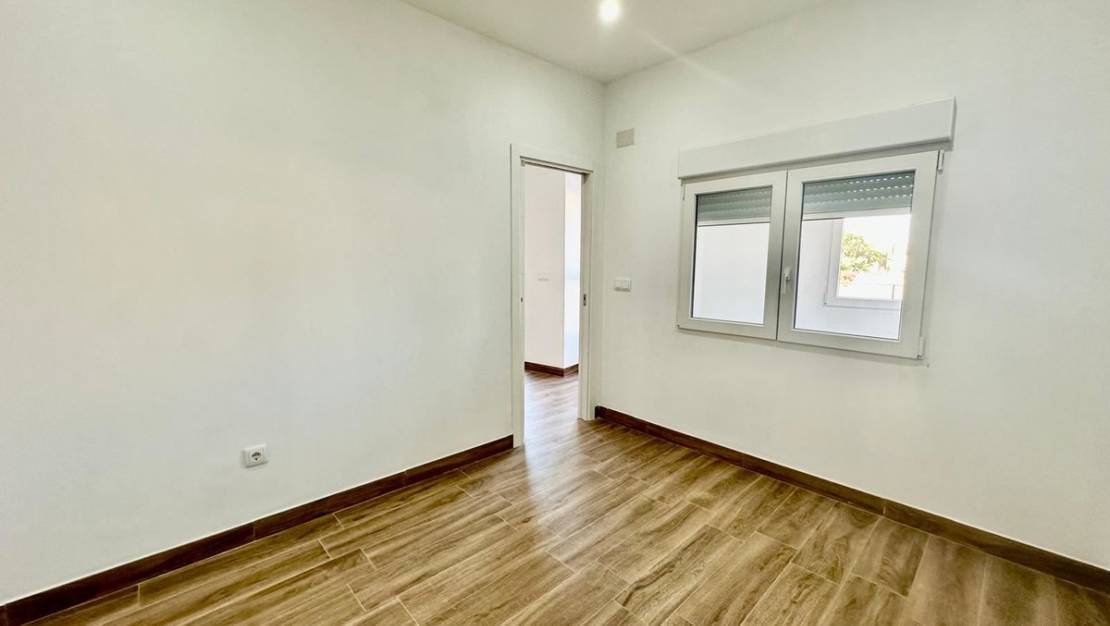 Sale - Apartment - Torrevieja - Torrevieja Centro
