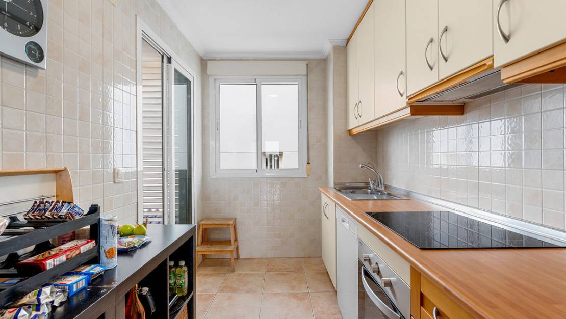 Sale - Apartment - Torrevieja - Torrevieja Centro