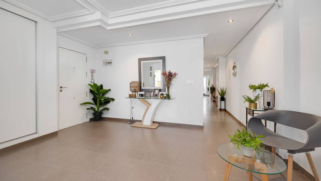Sale - Apartment - Torrevieja - Torrevieja Centro